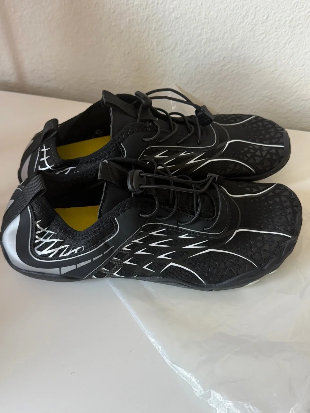 Men's Black Water Shoes size 9 new